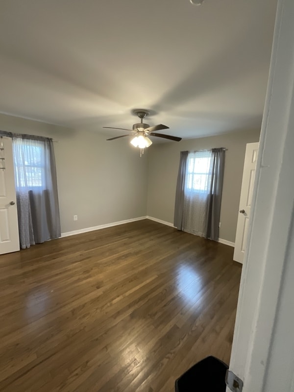 Photo - 301 Richard St