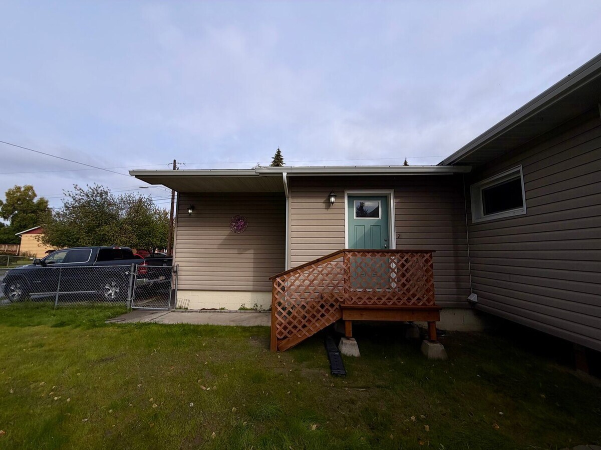 Photo - 1119 Kodiak St