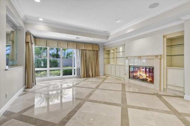 Photo - 1070 Granville Dr