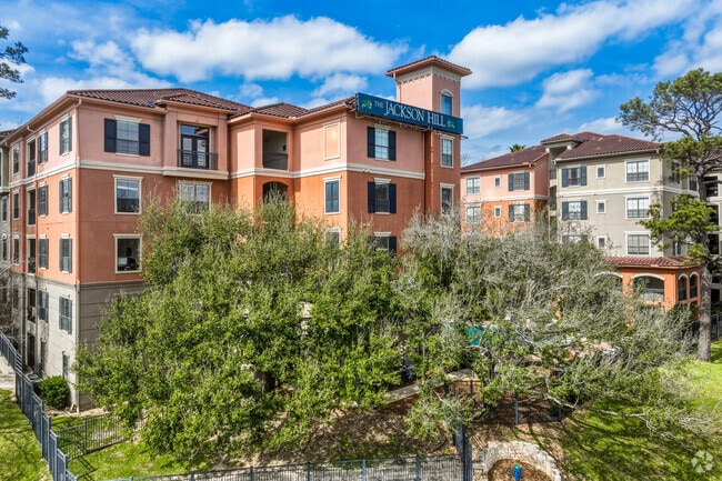 Building Photo - Jackson Hill