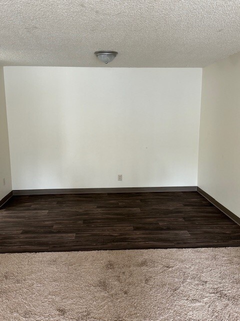Shelli Apartments