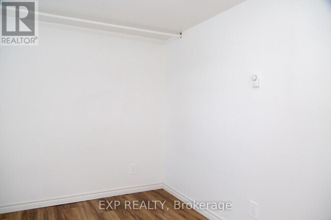 Photo - 104 South Street E