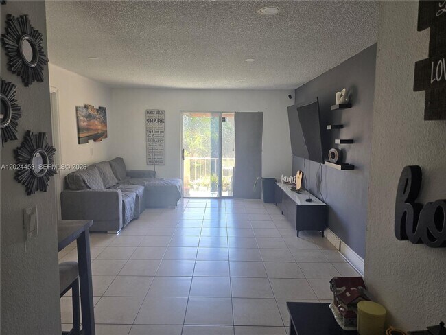 Photo - 17901 NW 68th Ave Unit T201