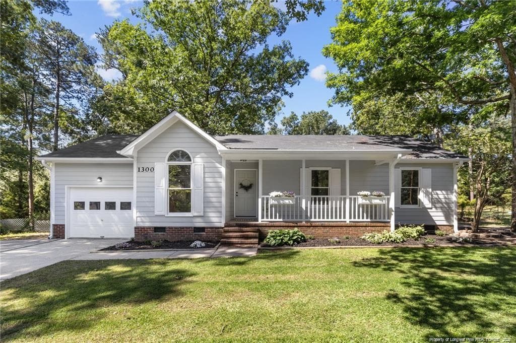 Photo - 1300 Calla Cir