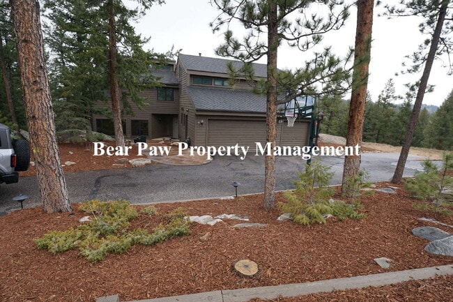 Building Photo - Unbelievable Views in this Stunning Contemporary Mountain Home!!