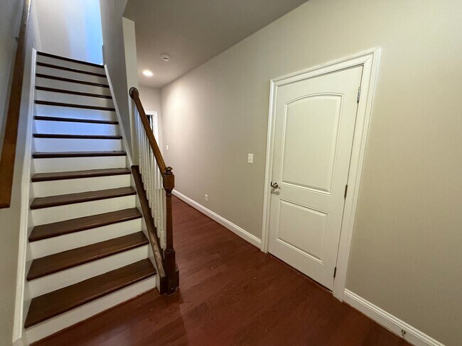 Photo - 2126 Avinity Loop