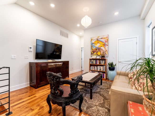Photo - 1005 Brandywine St