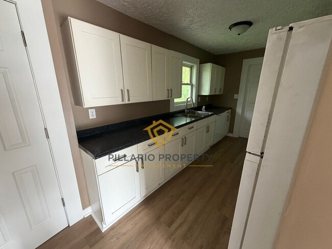 Photo - Audubon Gardens Updated, 3 Bedroom, Ranch Available NOW!