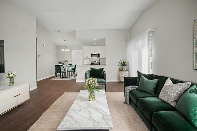 Photo - 5202 Nuckols Crossing Rd