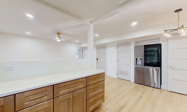 Photo - For Rent – Newly Renovated Modern Beach Duplex