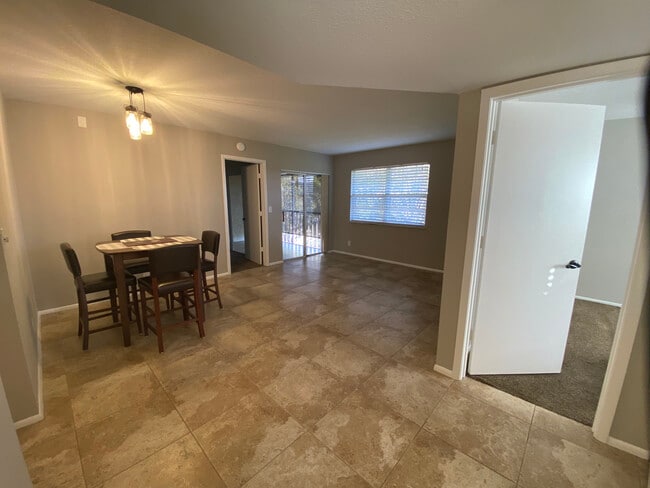 Photo - 1566 SE Royal Green Cir Unit V204