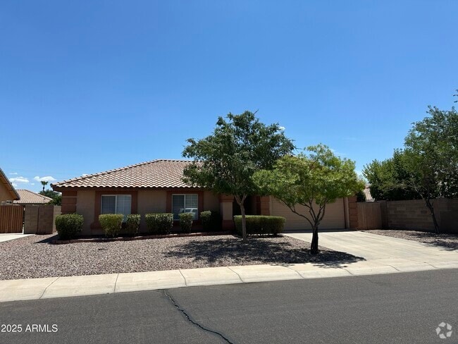 Building Photo - 2213 S Tucana Ln Rental