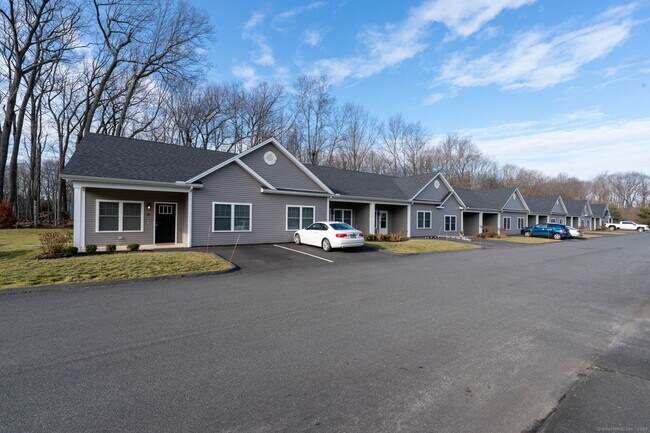 Photo - 37 Hunters Ln Condo Unit 10