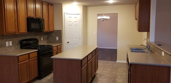 Photo - 9923 Yearling Pl