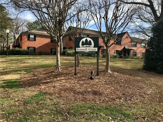 Photo - 75 Roswell Ct NE
