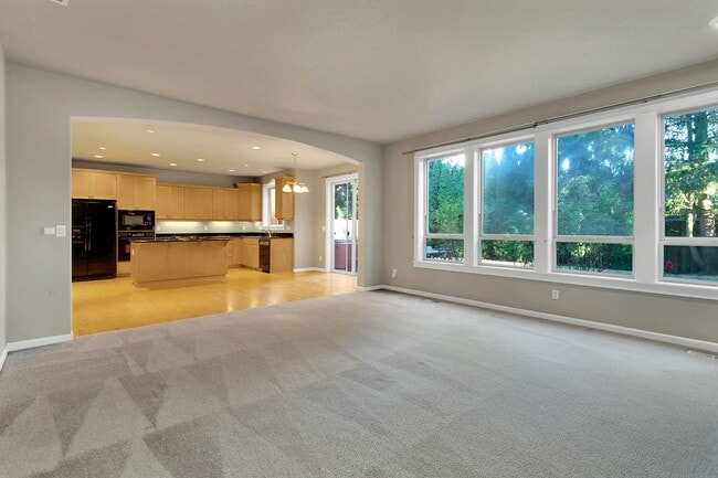 Photo - Fabulous 4BD/2.5BTH/2-Car Garage Renaissance Home in Rock Creek / Bethany area