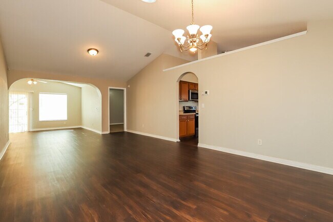 Photo - 1717 Tarah Trace Dr