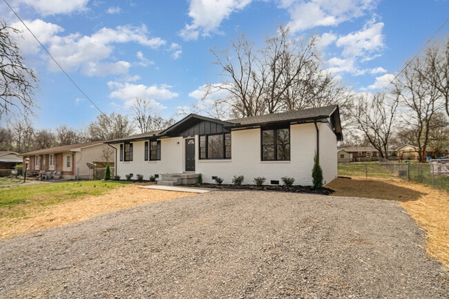 Photo - 122 Brookside Dr