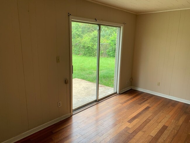 Photo - 706 Martin Luther King Dr