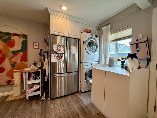 Photo - Modern Bungalow with W/D + A/C! Assigned Parking Included & 1 Garage Storage! Unit 4639 Wilson Avenue