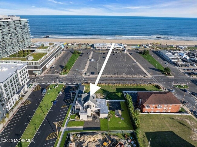 Photo - 206 3rd Ave