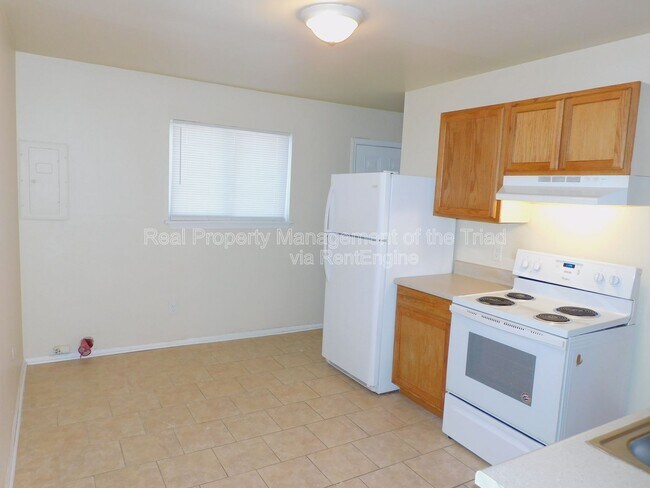 Photo - 4216 Parker St Unit B