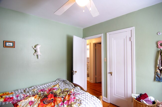 Photo - 704 S Grove St