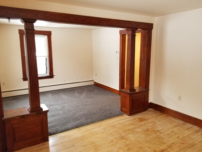 Photo - 9 Albert St Unidad #2