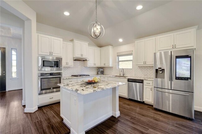 Photo - 209 Wynnpage Dr