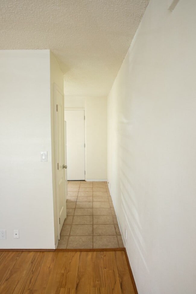 936 Lehua Ave