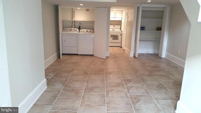 Photo - 1122 Rodman St Unidad 1