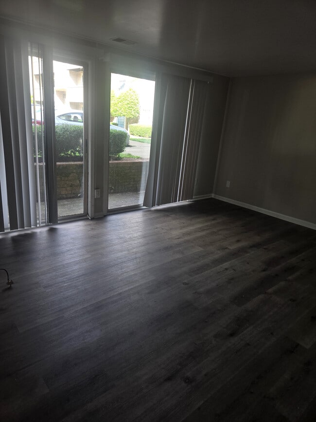 Photo - Room in Apartment on Arlyn Cir