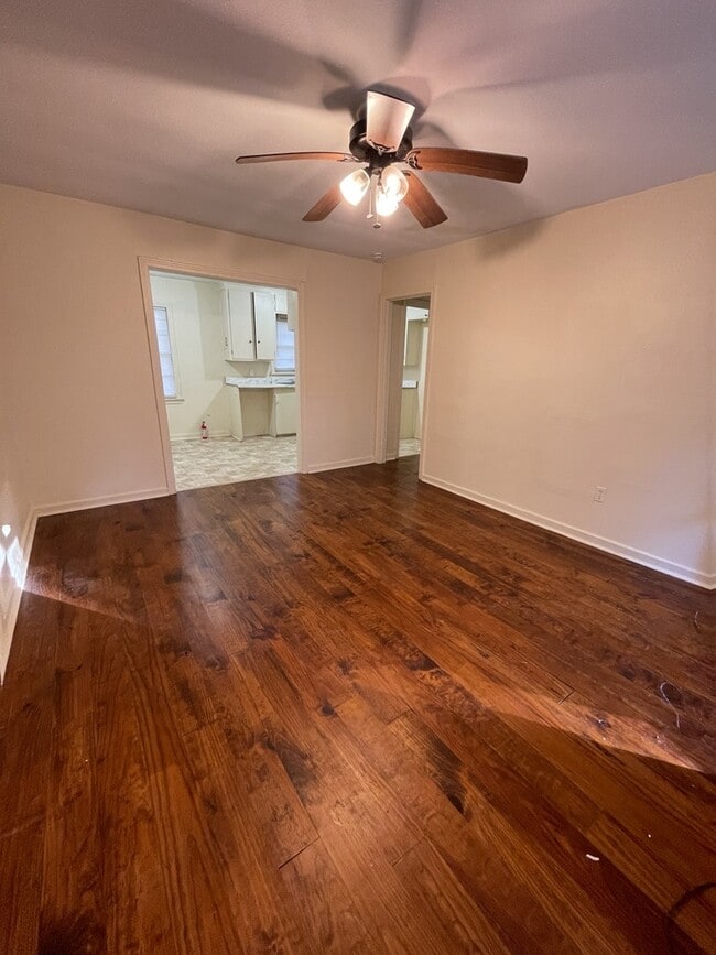 Photo - 2786 Brookwood Dr