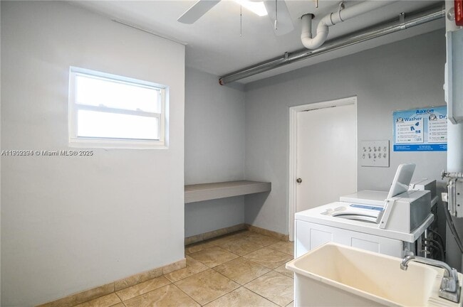 Photo - 1425 Atlantic Shores Blvd Unit 204