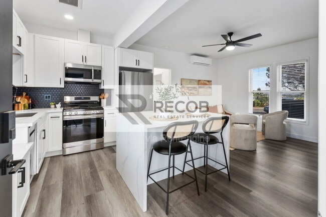 Photo - 832 Desty St Unit 1