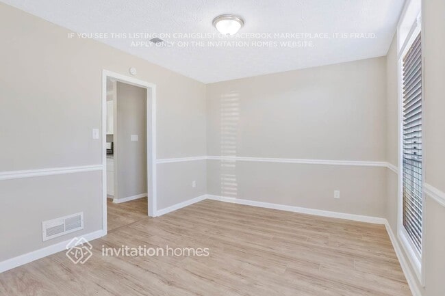 Photo - 612 Lone Oak Ct