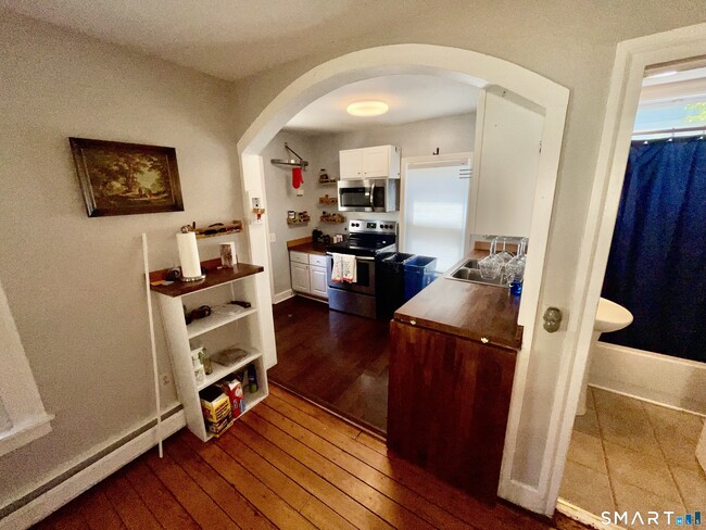 Photo - 11 Huber Ave