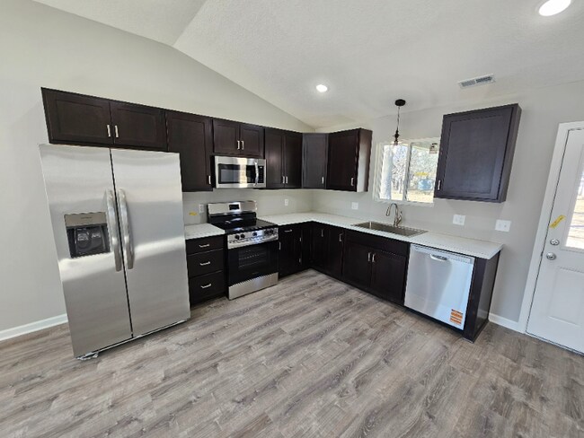 Photo - 626 Prospect St