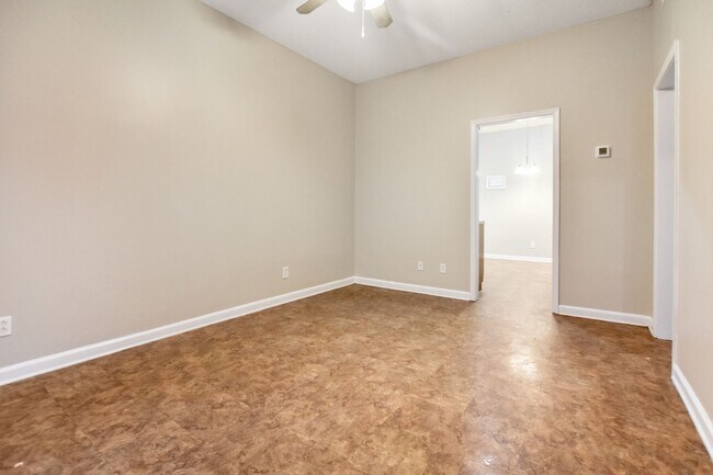 701 Peachers Dr Unidad D