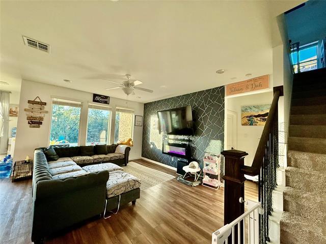 Photo - 1692 Gracehill Wy