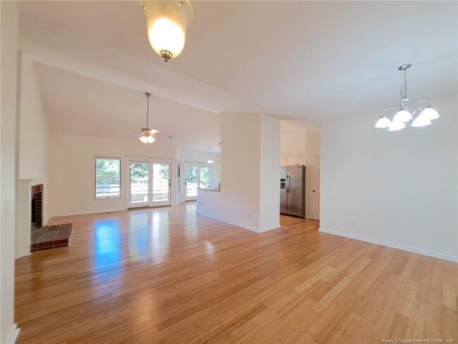 Photo - 420 Sugar Pine Dr