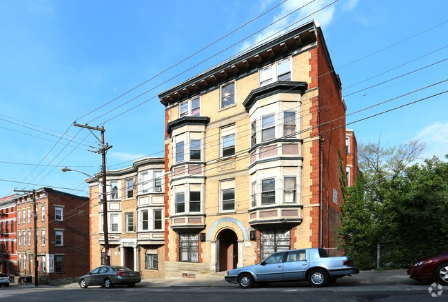 Photo - 1701 Sycamore St