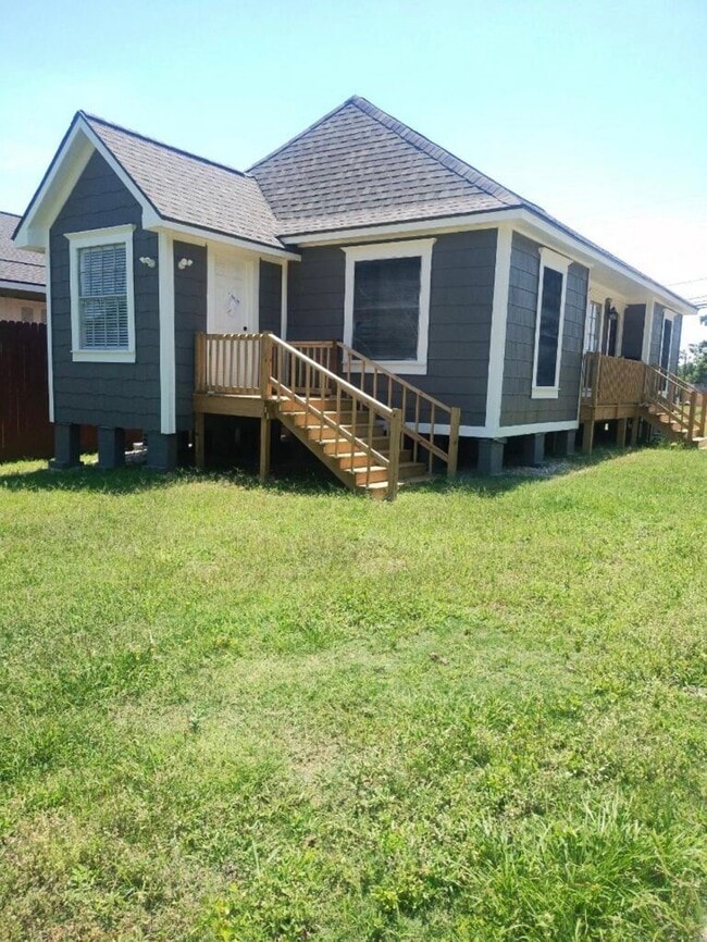 Photo - 511 N 3rd St