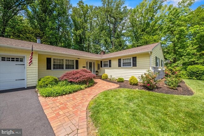 40 Pine knoll Dr