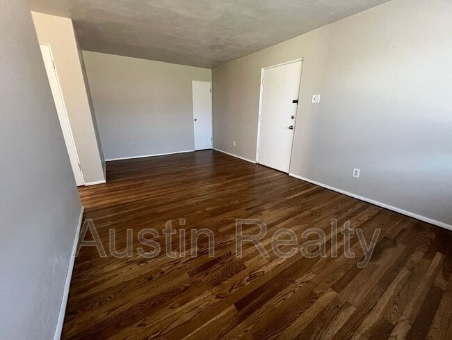 Photo - 9111 Olive Blvd Unit 1a