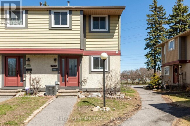 Photo - 4338 Meadowvale Ln