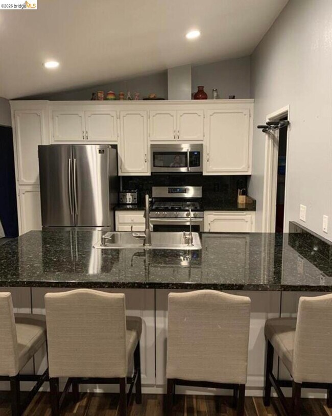 Photo - 5250 Riverlake Rd