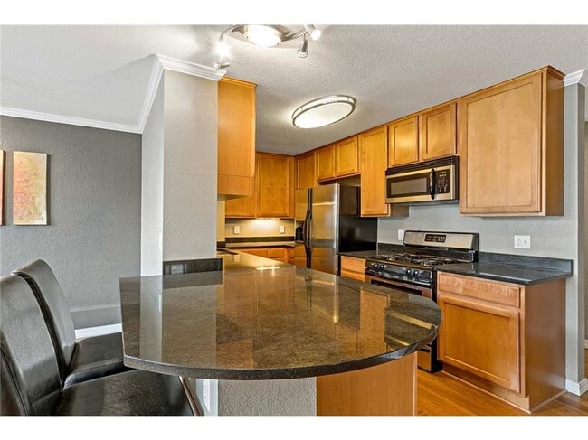 Photo - 3120 Hennepin Ave Unit 8