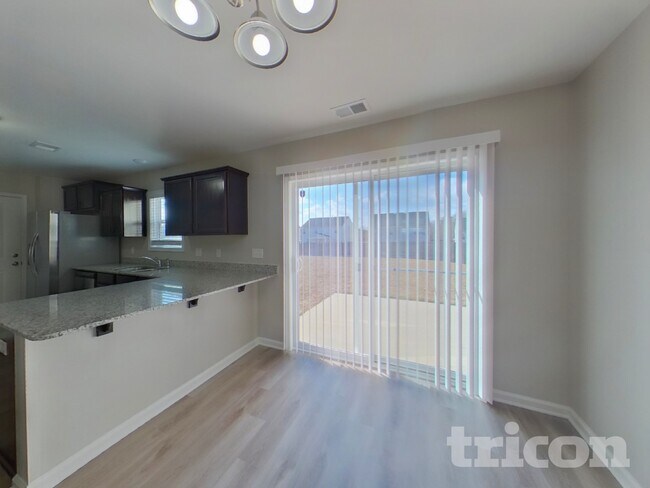 Photo - 1090 Heart Pine Dr