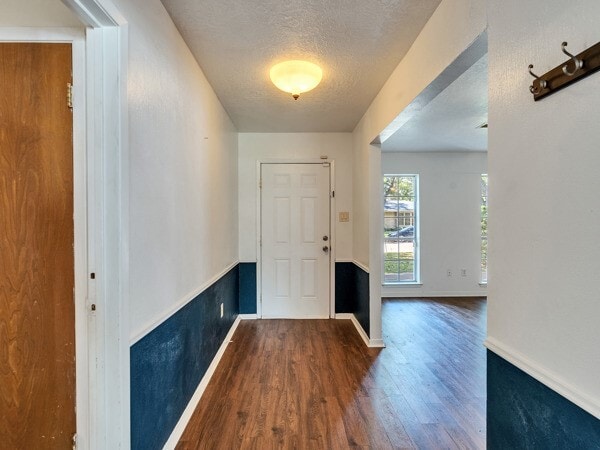 Photo - 1215 Briar Ln